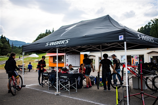 2018N SPECIALIZED RACING JAPAN & S-LOUNGEnI