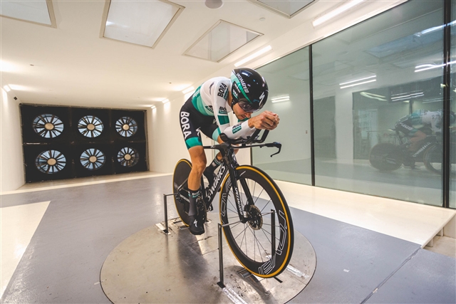 BORA - hansgrohe x Specialized RETUL FIT（リトゥール フィット）
